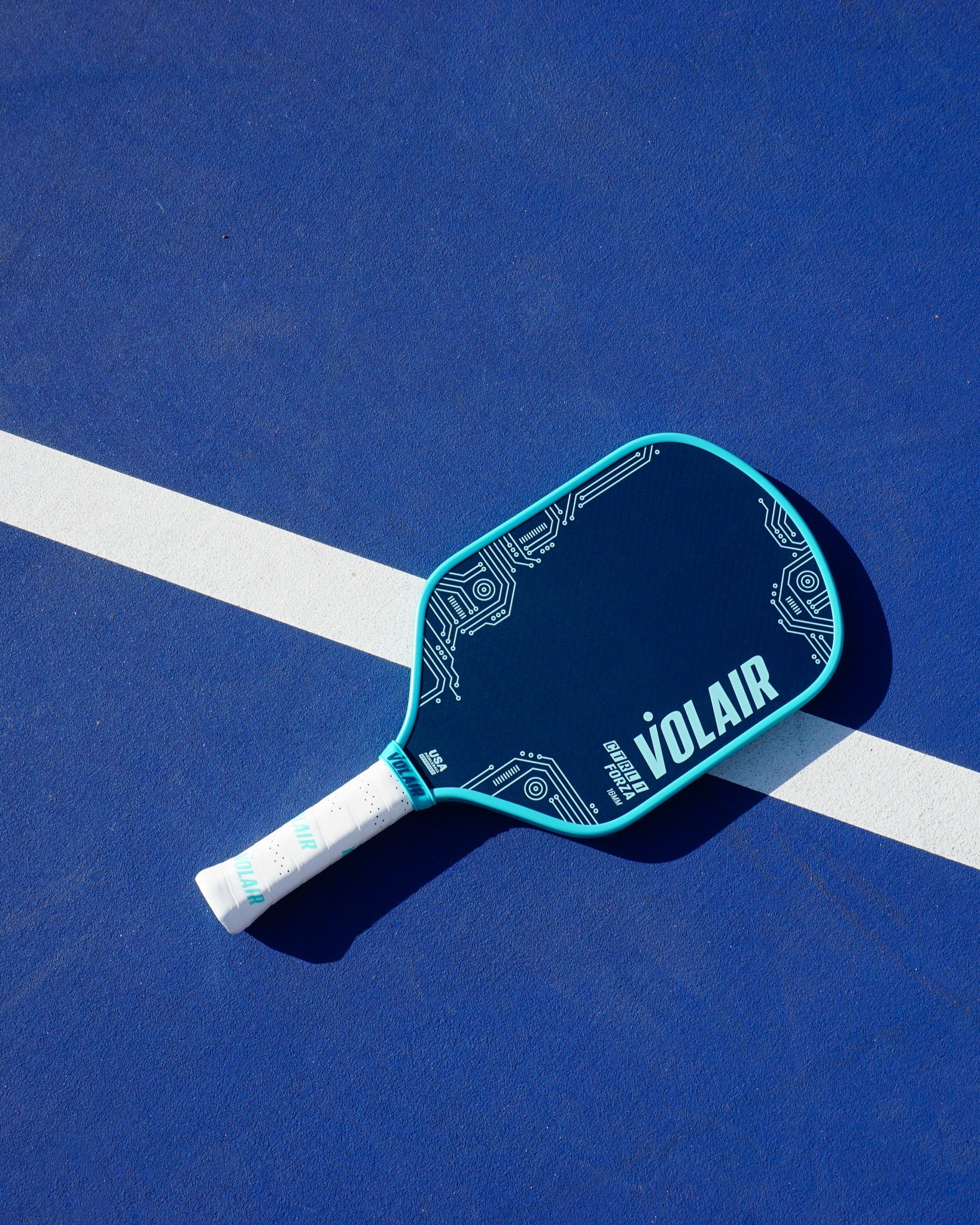 Volair CTRL 1 Forza 16mm blue pickleball paddle on court